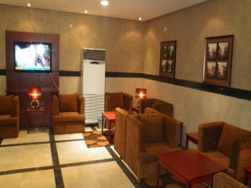 Al Muhaidb Al Nadwa Riyadh Exterior photo