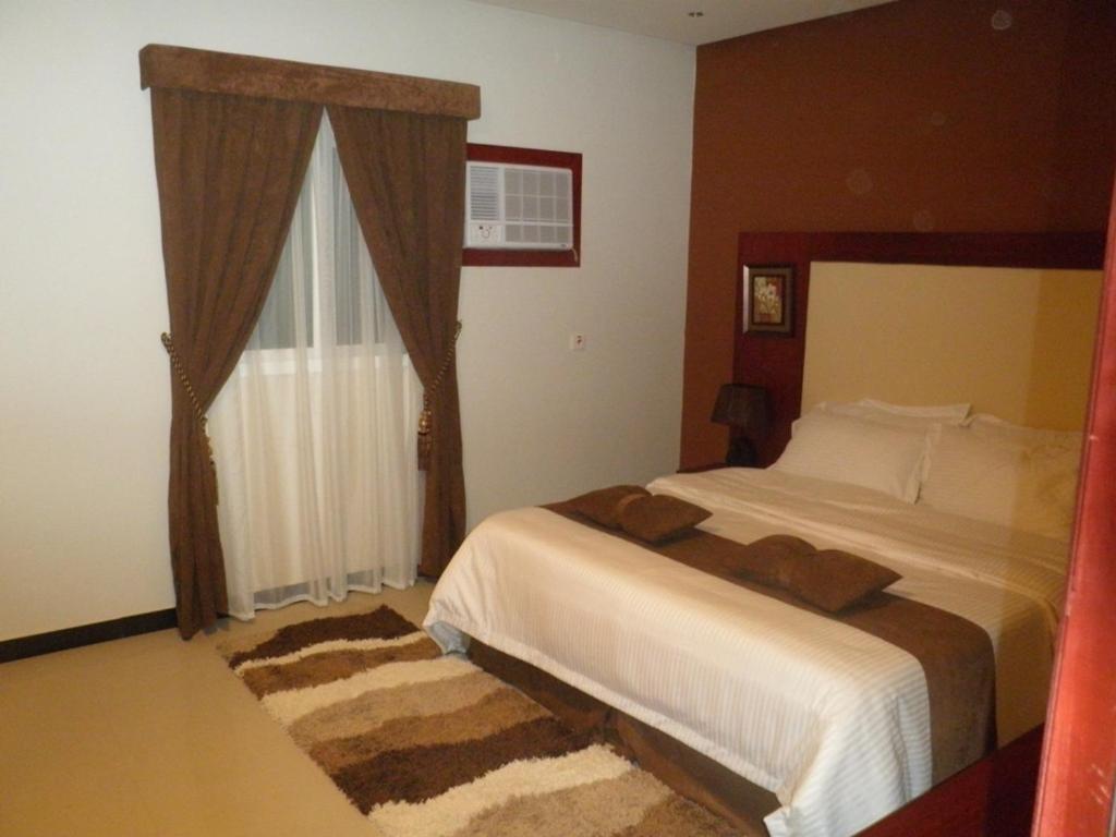 Al Muhaidb Al Nadwa Riyadh Exterior photo