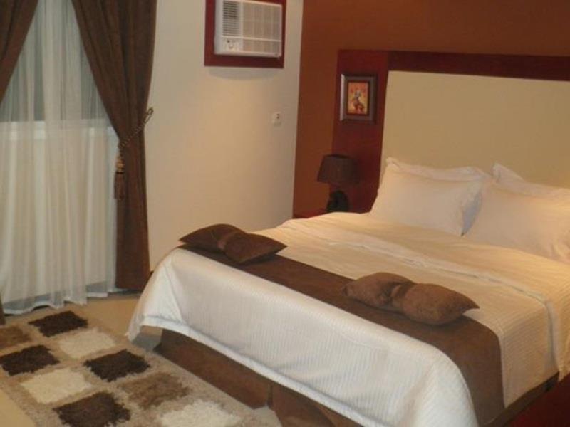 Al Muhaidb Al Nadwa Riyadh Exterior photo